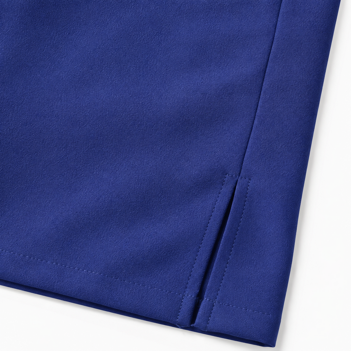 Falda short azul - detalle abertura