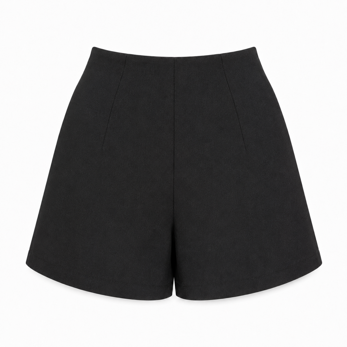 Short negro de mujer con botones dorados, vista posterior